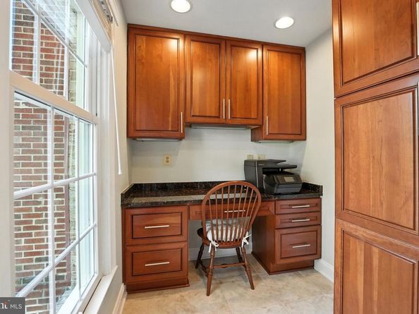 2319 S Queen Street, Arlington VA 22202