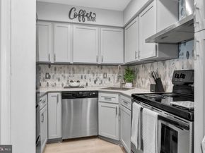 102 King Henry Court, Alexandria VA 22314