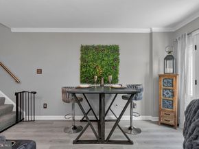 102 King Henry Court, Alexandria VA 22314