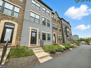 13222 Lake Waterview Way, Herndon VA 20171