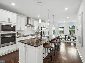 13222 Lake Waterview Way, Herndon VA 20171