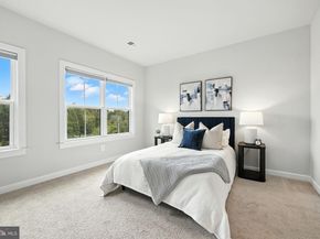13222 Lake Waterview Way, Herndon VA 20171