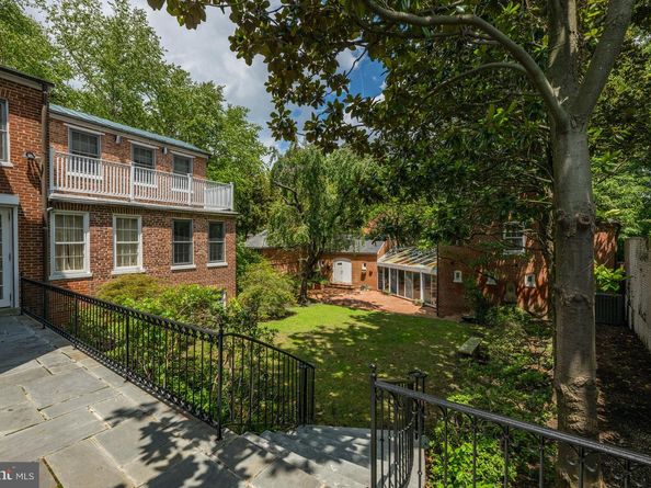 1669 31st Street NW, Washington DC 20007