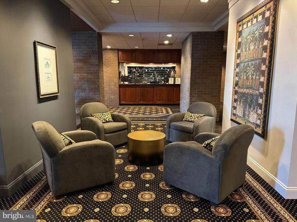 1800 Old Meadow Road 1121, Mclean VA 22102