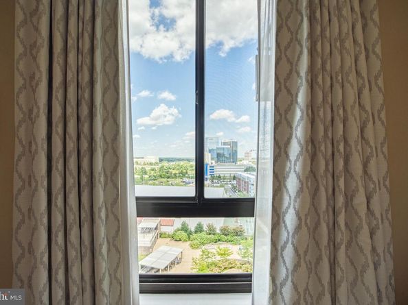 1800 Old Meadow Road 1121, Mclean VA 22102