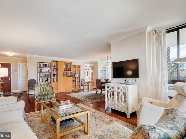 1800 Old Meadow Road 1121, Mclean VA 22102