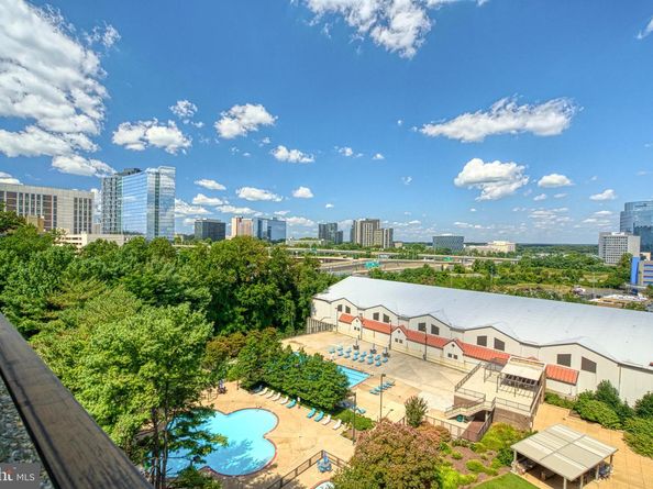 1800 Old Meadow Road 1121, Mclean VA 22102