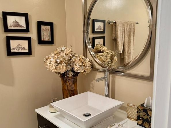 1800 Old Meadow Road 1121, Mclean VA 22102