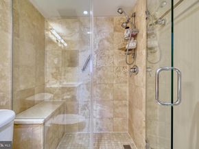 1800 Old Meadow Road 1121, Mclean VA 22102