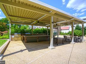 1800 Old Meadow Road 1121, Mclean VA 22102