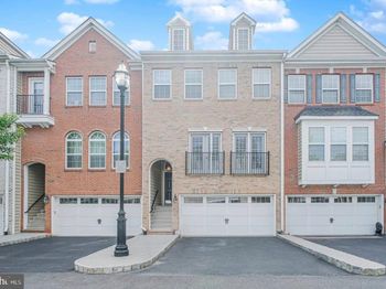 42 Creekside Court