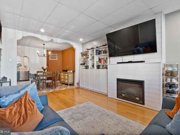1106 W Moyamensing Avenue, Philadelphia PA 19148