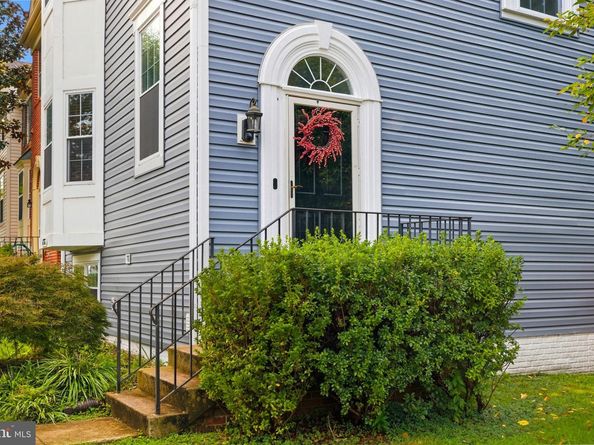 47587 Comer Square, Sterling VA 20165