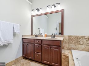 47587 Comer Square, Sterling VA 20165