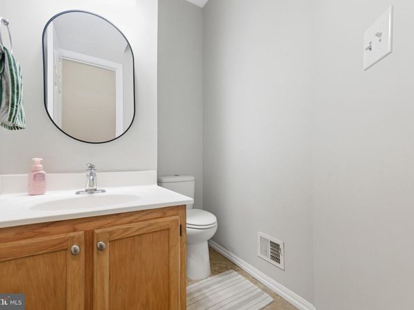 47587 Comer Square, Sterling VA 20165