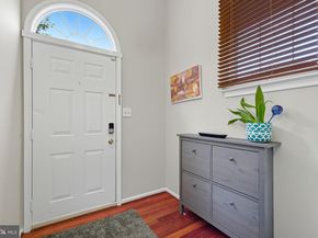 47587 Comer Square, Sterling VA 20165