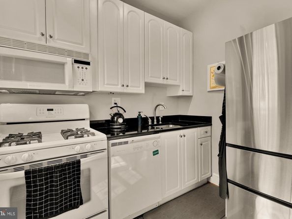 3022 Wisconsin Avenue NW 208, Washington DC 20016