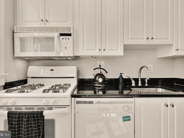 3022 Wisconsin Avenue NW 208, Washington DC 20016