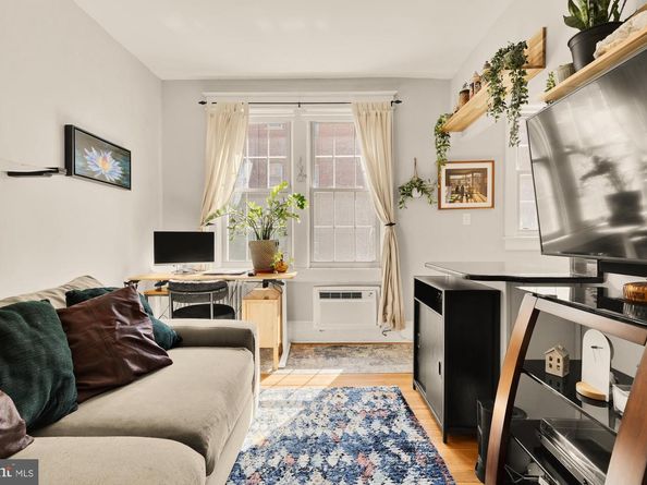 3022 Wisconsin Avenue NW 208, Washington DC 20016