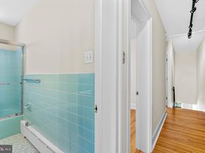 1833 Spruce Street, Philadelphia PA 19103