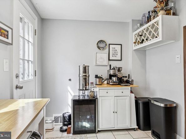 118 Mcclellan Street, Philadelphia PA 19148