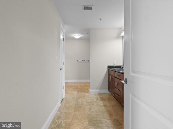 6301 Edsall Road 424, Alexandria VA 22312