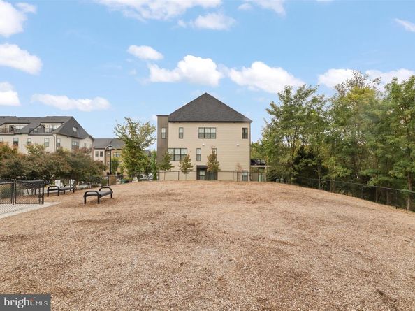 6301 Edsall Road 424, Alexandria VA 22312