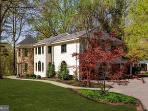 9200 Hollyoak Drive, Bethesda MD 20817