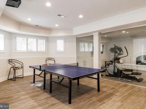 9200 Hollyoak Drive, Bethesda MD 20817