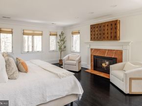 9200 Hollyoak Drive, Bethesda MD 20817