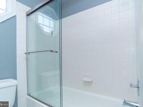 2703 Lynbrooke Drive, Yardley PA 19067