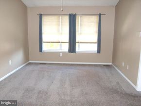 2703 Lynbrooke Drive, Yardley PA 19067