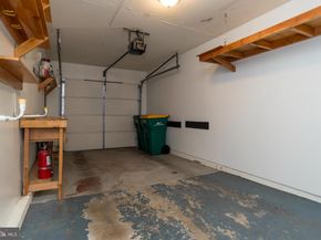 2703 Lynbrooke Drive, Yardley PA 19067