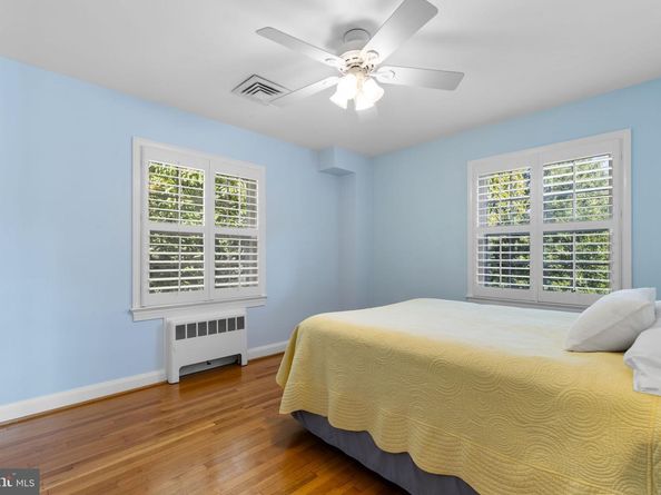 3215 Juniper Lane, Falls Church VA 22044