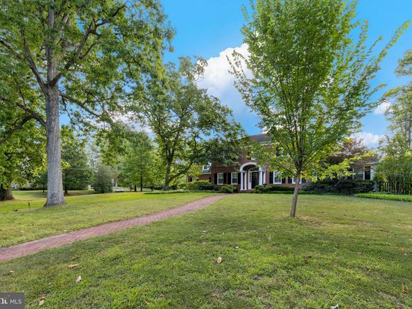 3215 Juniper Lane, Falls Church VA 22044