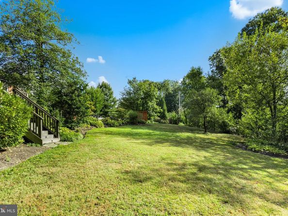 3215 Juniper Lane, Falls Church VA 22044