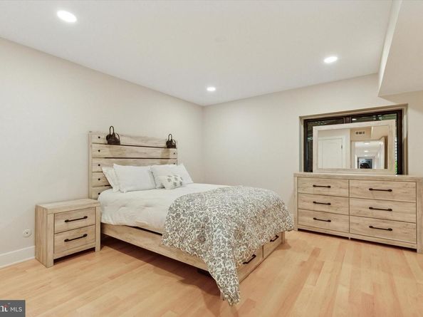 1220 Valley Road, Villanova PA 19085
