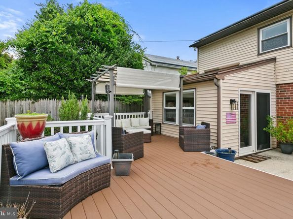 324 Warren Boulevard, Broomall PA 19008