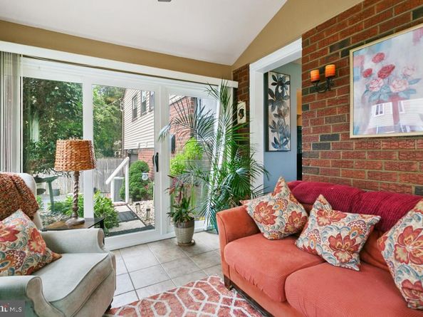 324 Warren Boulevard, Broomall PA 19008