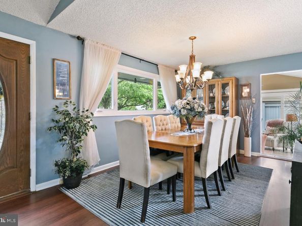 324 Warren Boulevard, Broomall PA 19008