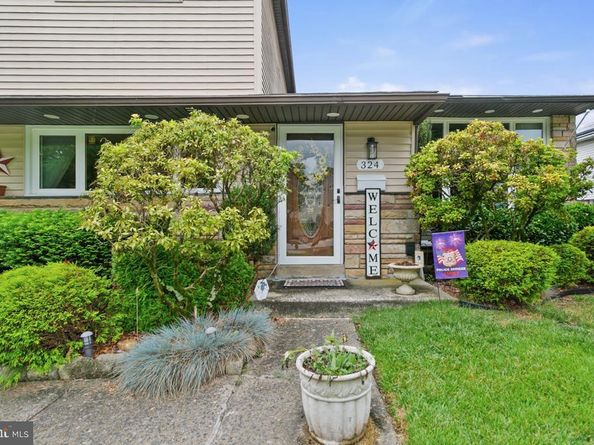 324 Warren Boulevard, Broomall PA 19008
