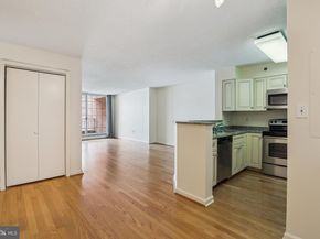 1230 23rd Street NW 607, Washington DC 20037