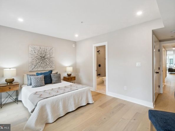 1013 17TH Place NE 6, Washington DC 20002