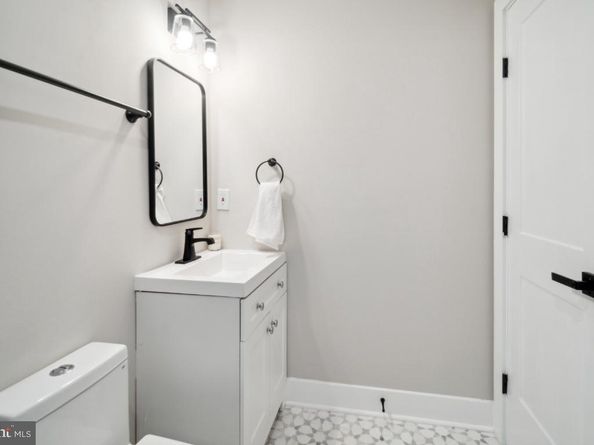 1013 17TH Place NE 6, Washington DC 20002