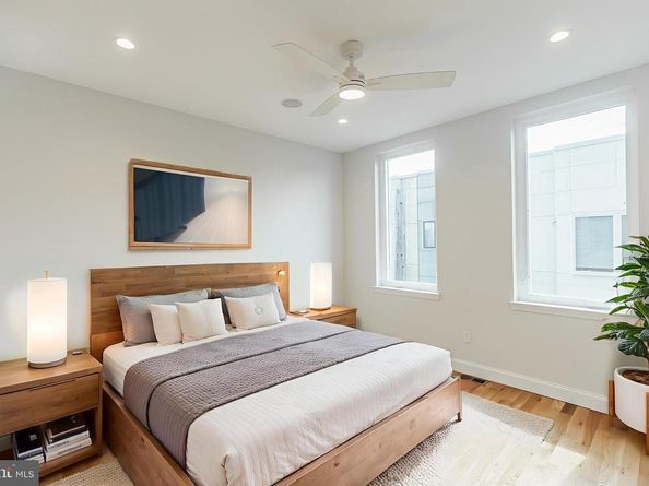 1432 S Taylor Street, Philadelphia PA 19146