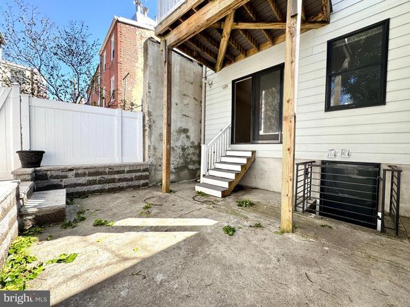 1014 E Moyamensing Avenue, Philadelphia PA 19147