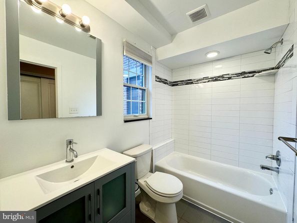 1014 E Moyamensing Avenue, Philadelphia PA 19147