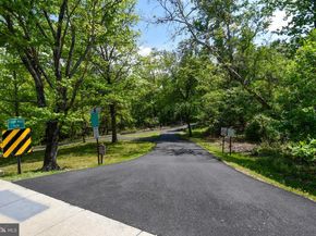 4500 S Four Mile Run Drive 1218, Arlington VA 22204