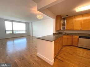 717 S Chris Columbus Boulevard 1404, Philadelphia PA 19147