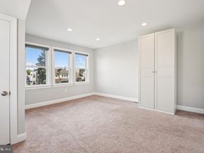 935 E Rittenhouse Street, Philadelphia PA 19138